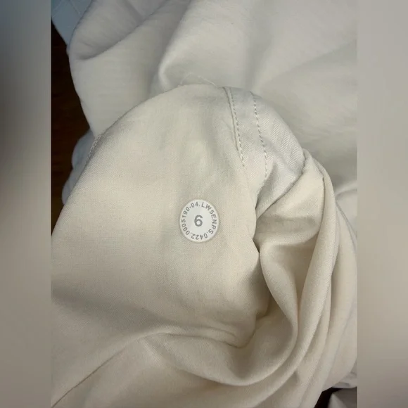 Lululemon Dance Studio Jogger White Size 6 High Rise Athleisure Pants - Picture 10 of 10